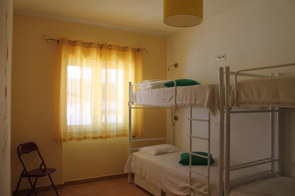 Racing Mackerel Hostel Lagos Pokoj fotografie
